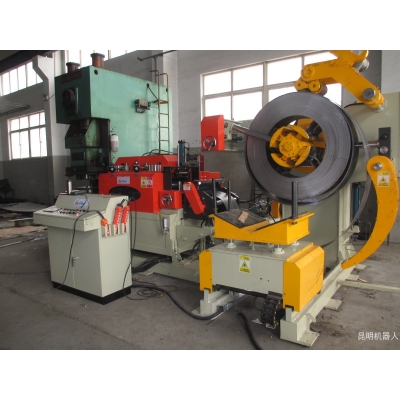 沖床自動送料器，帶鋼送料機